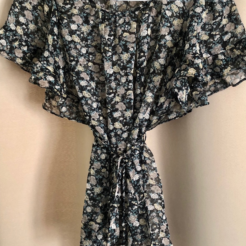 Flower Top (S/M) - Picture 3 of 6
